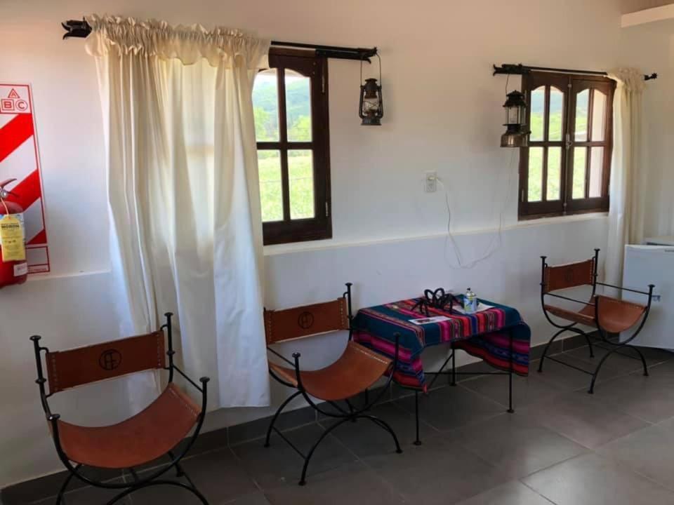 Hostal Los Faroles Chicoana Eksteriør bilde